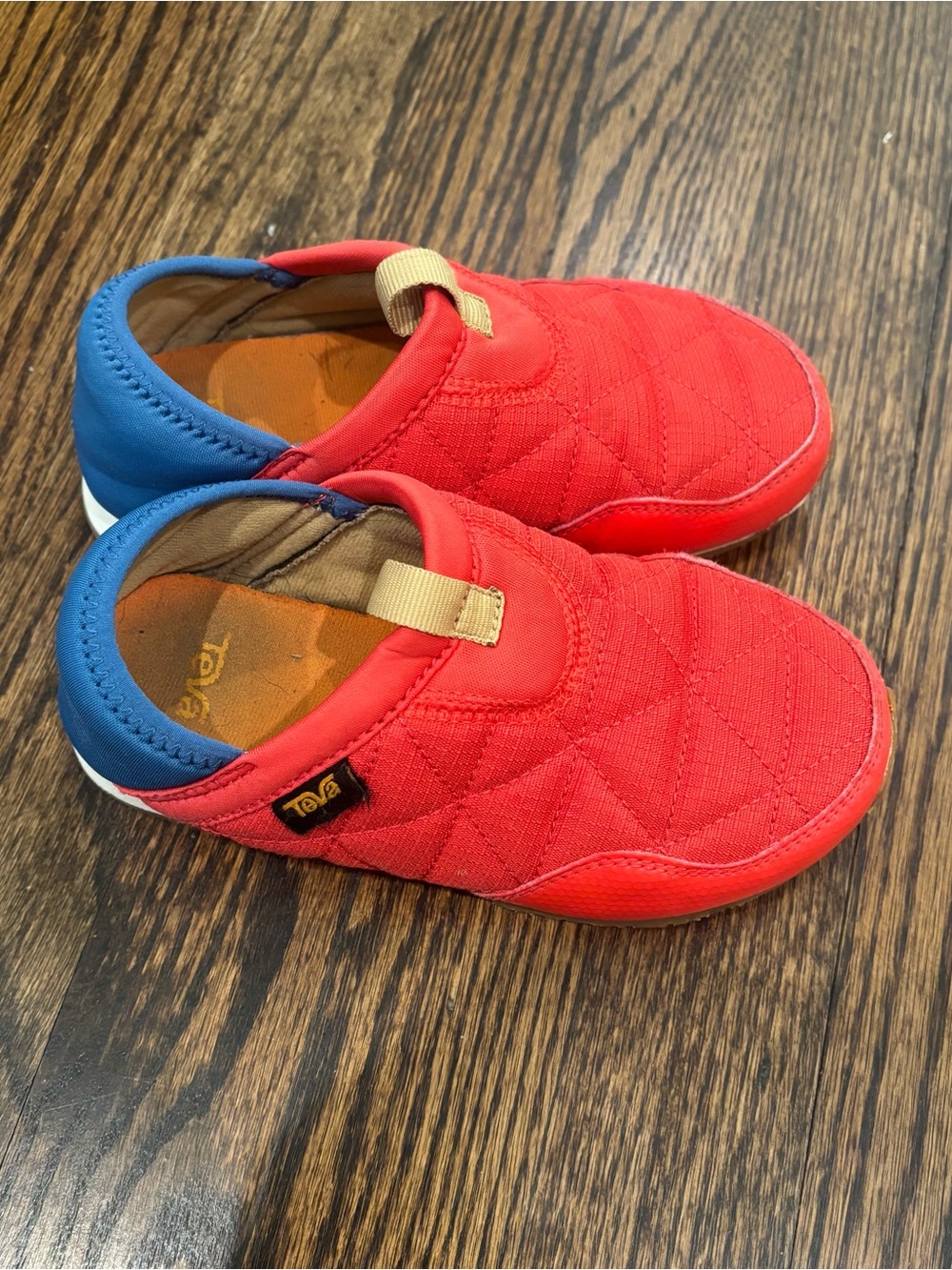 Teva Kids Reember Red Quilted Slip-On Sneakers with Blue Heel size 12